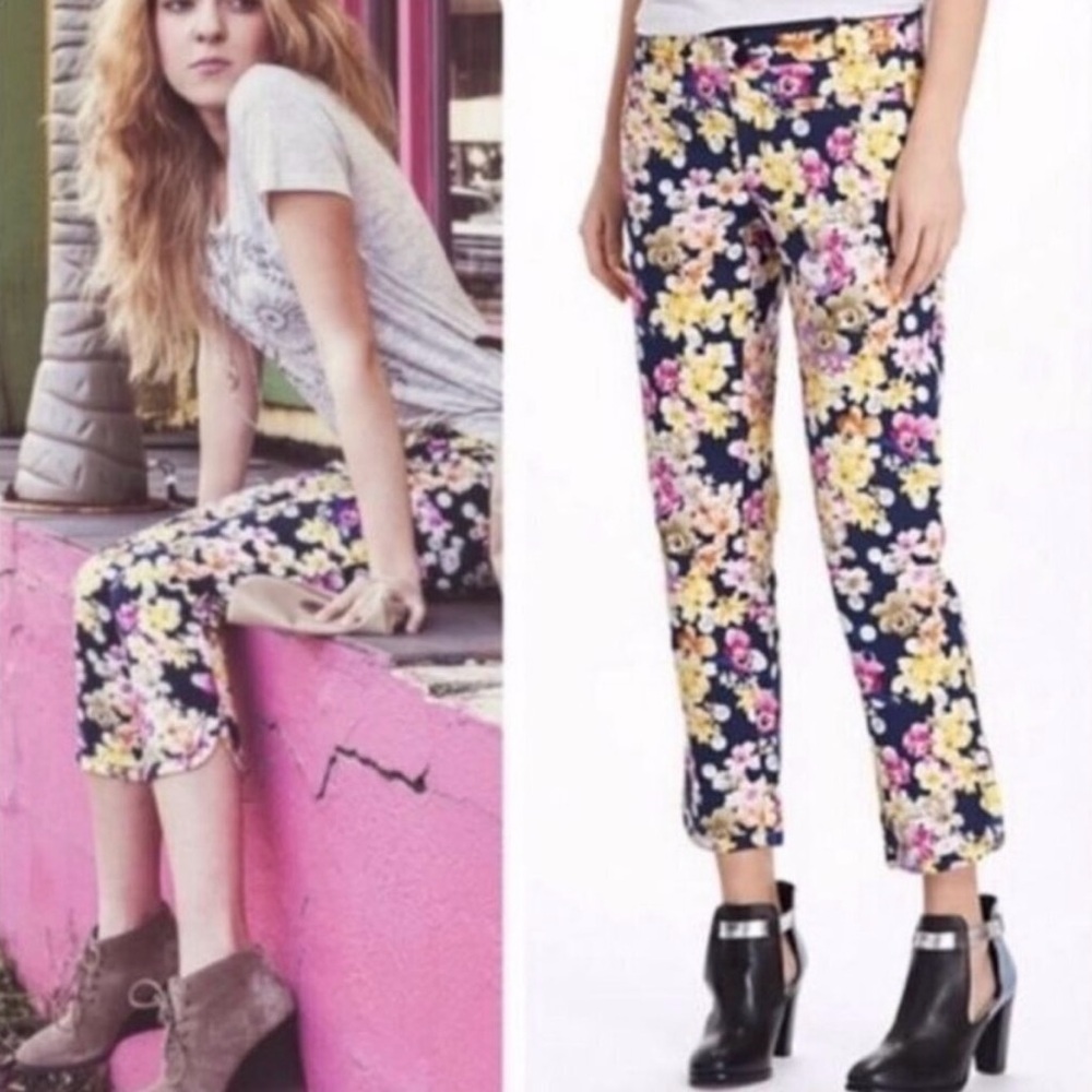 Cartonnier Blue with Pansies Casual Bottoms Vibrant Floral Design